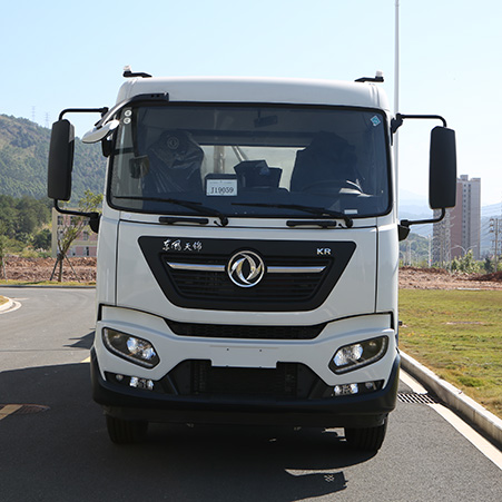 تكوين شاحنة تنظيف الطريق FULONGMA وميزات المنتج